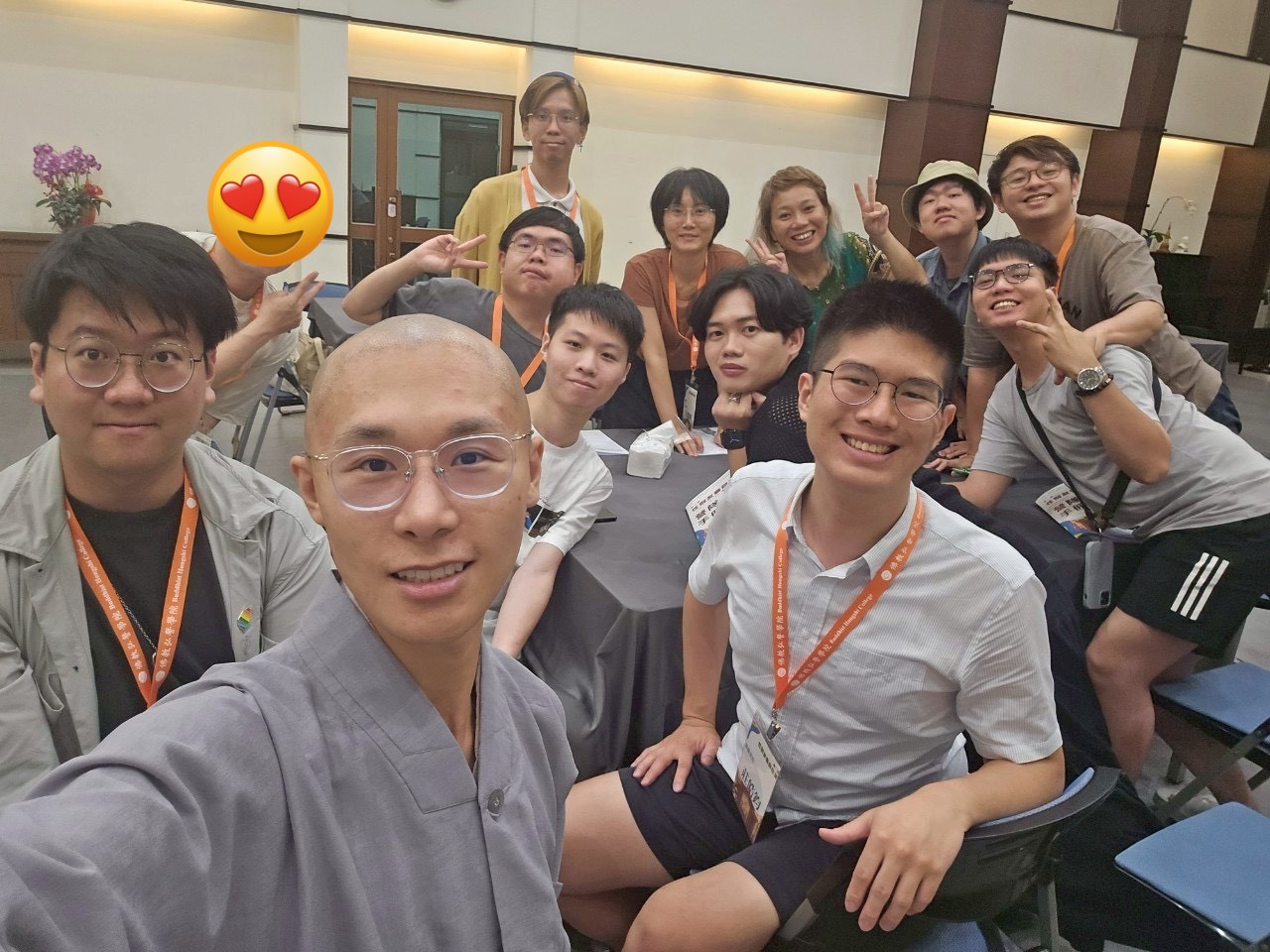 性別營工作人員合照