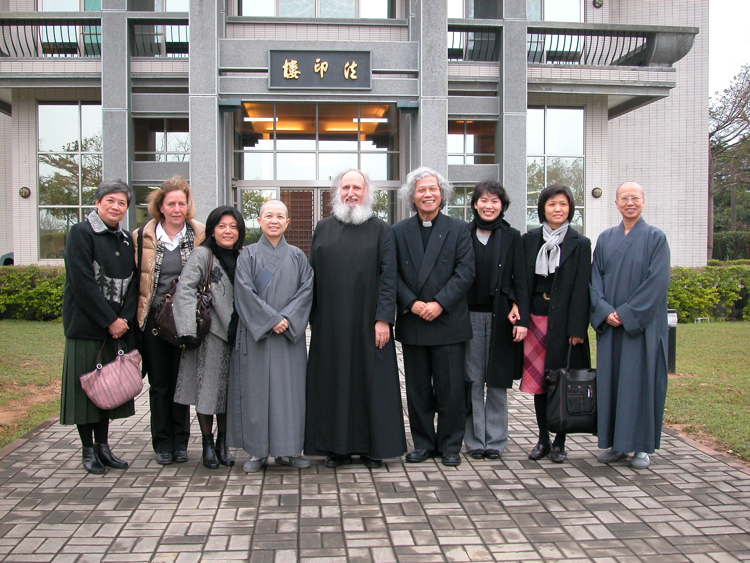 古倫神父參訪弘誓