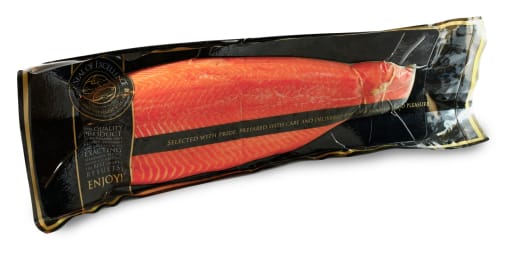 Koldrøget Laks, 800/1400gr. skiveskåret