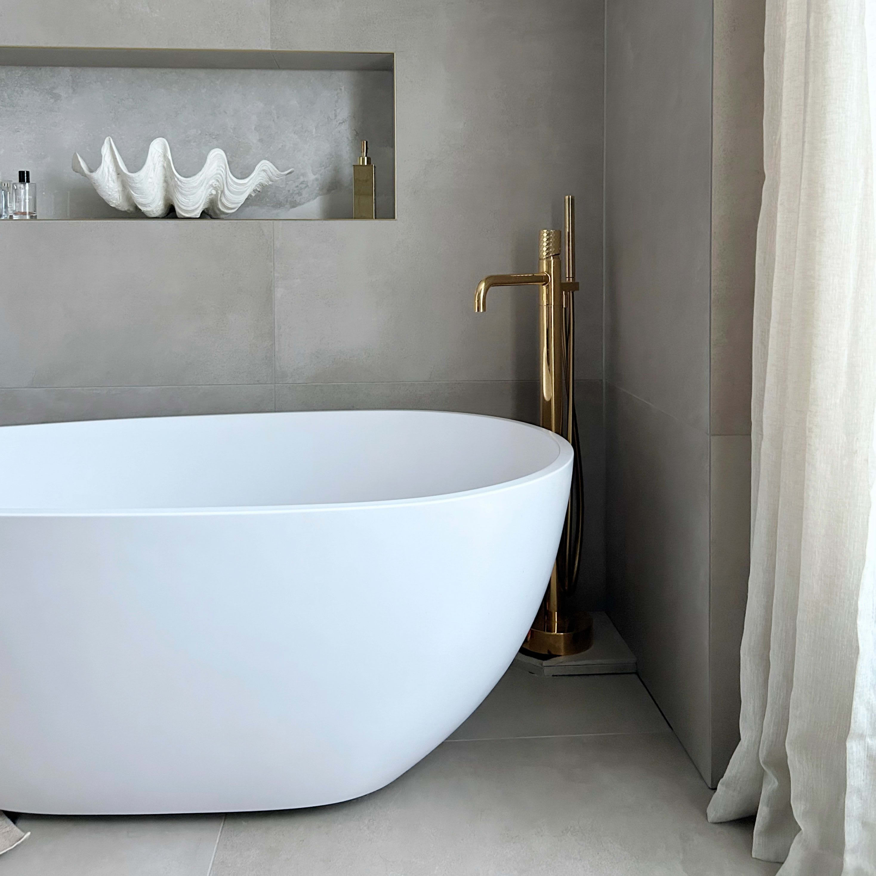 Isabells jugendvilla, kombinerad med stensaltplattor,