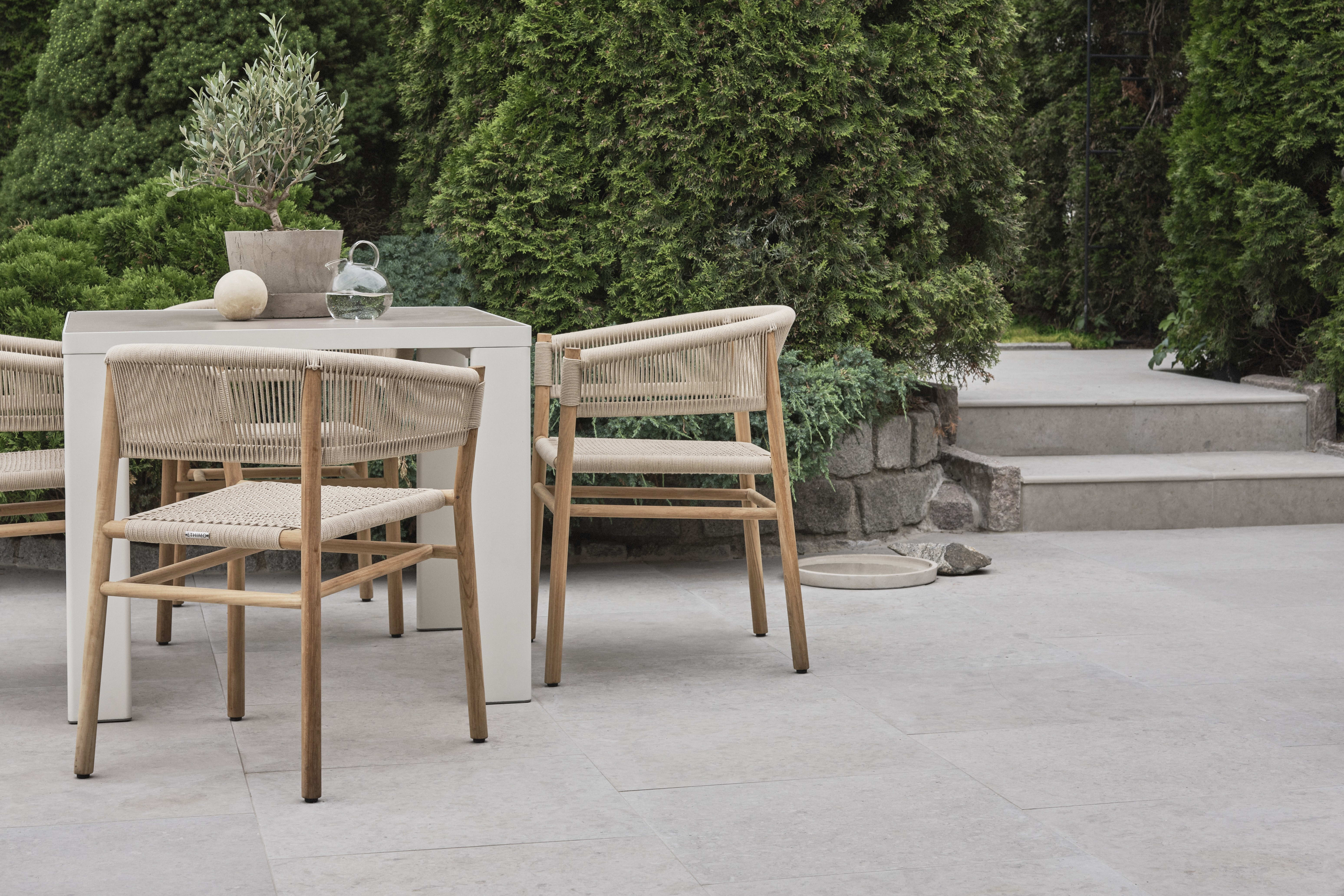 bricmate z runo warm grey fliser hos Norfloor