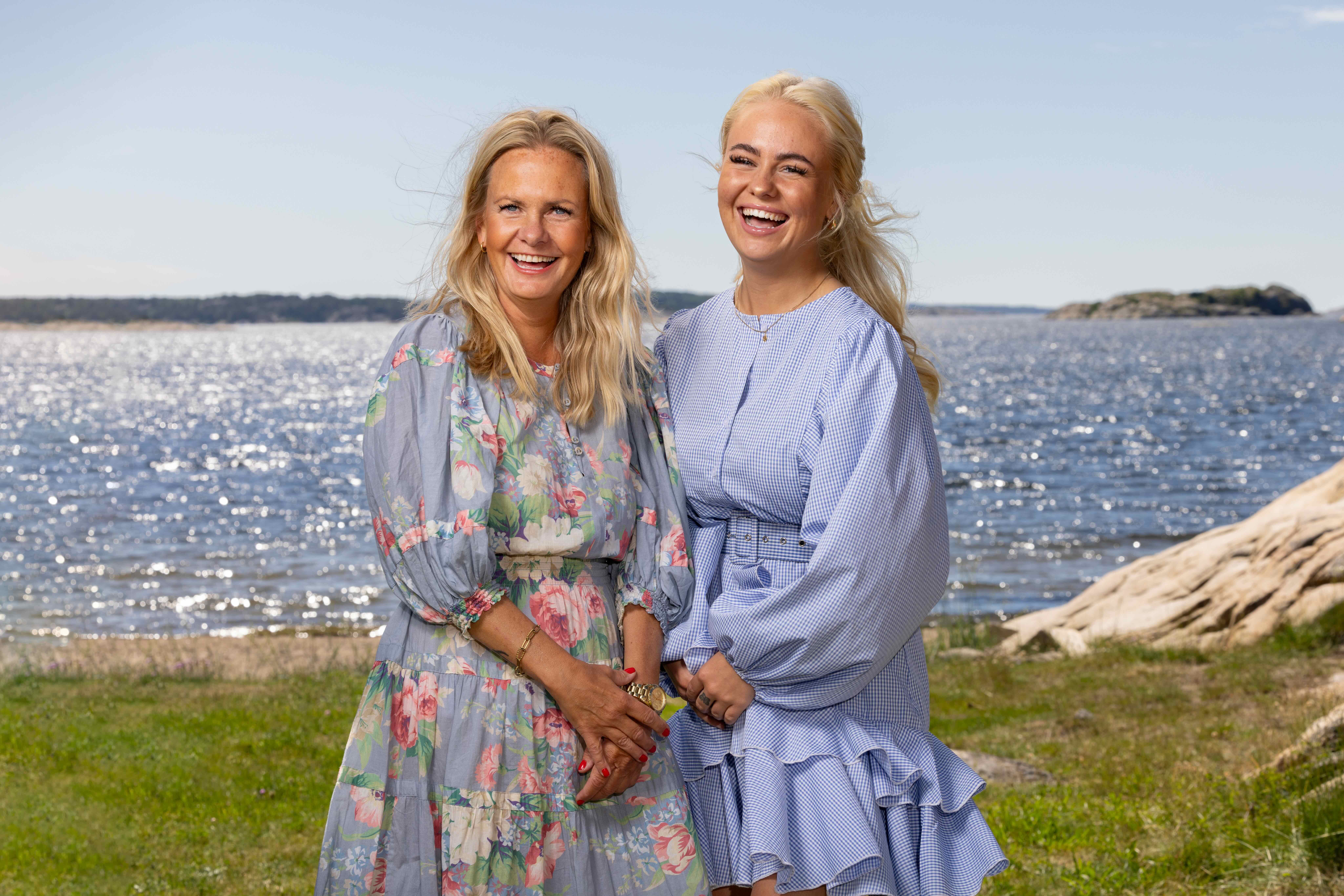 Othilie og Lisen fra Sommerhytta, rødt lag