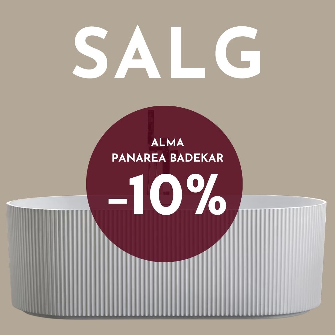 Baderomsinnredning i treverk med riller hos Norfloor.