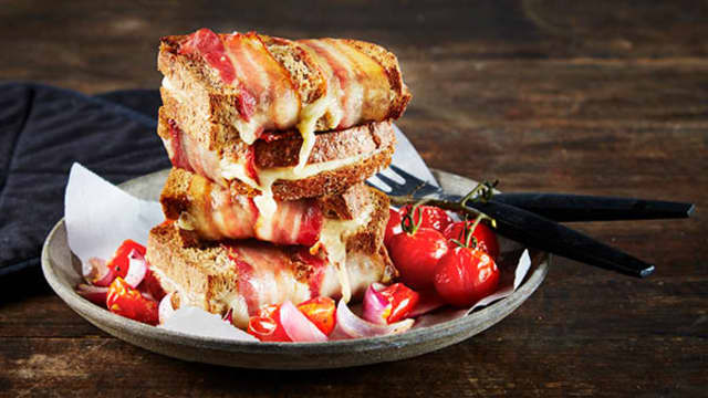 Grillet brød med bacon