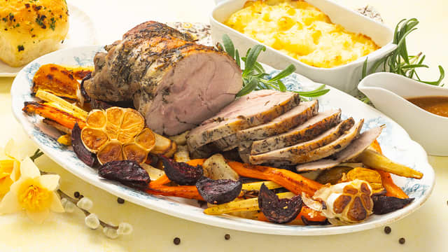 Lammestek med rotgrønnsaker