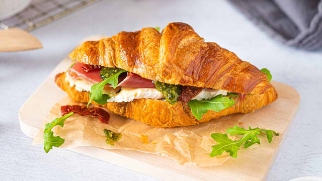 Stek midt i ovnen i 16-18 minutter.