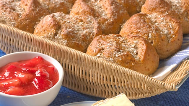 Rundstykker med yoghurt