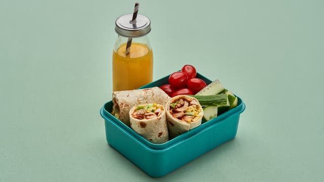 Wraps med strimlet svinekjøtt