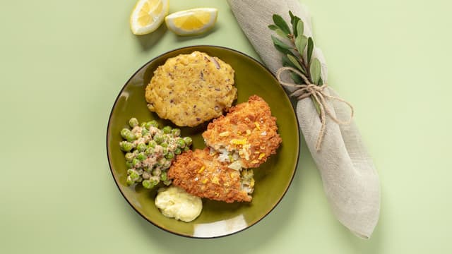 Kapteinens fylte med ertesalat og potetkake