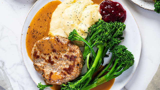 Legg på lokk og la dampe et par minutter.