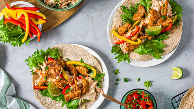 Wrap med tacokylling og coleslaw