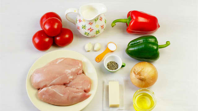 Varier med grønnsaker og ost etter egen smak og hva du har av rester i kjøleskapet.