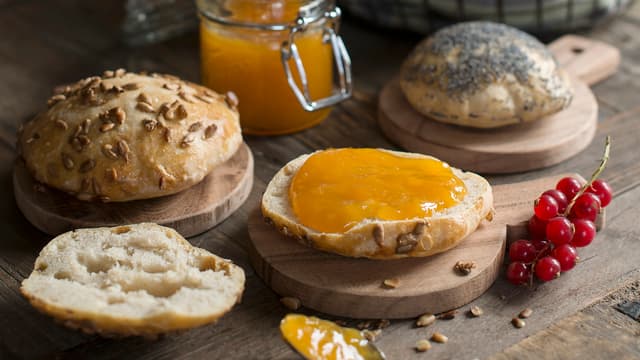 Server gjerne med godt syltetøy.