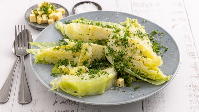 Smørdampet sommerkål