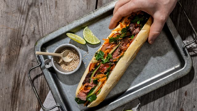 Thai biff-sandwich