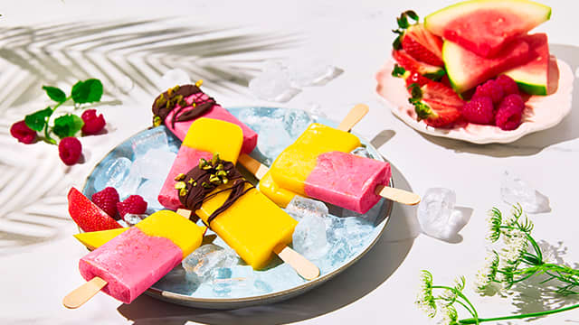 Frisk og tropisk smoothie-is