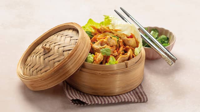 San choy bow med kylling (asiatisk taco)