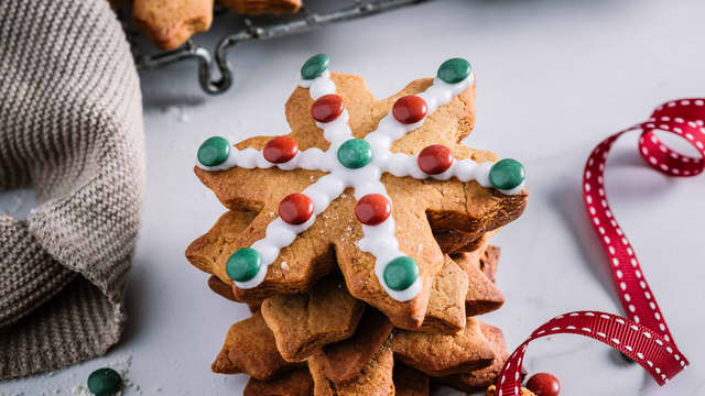 Pynt gjerne med melis.