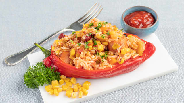 Restemiddagstips: Og av og til blir det litt middag til overs. Da er det fint å kunne bruke restene i nye smakfulle retter. Lag [Fylt søt paprika](recipe:792daabc-a50d-4c77-bfac-37684aab427b) av restene etter denne middagen.