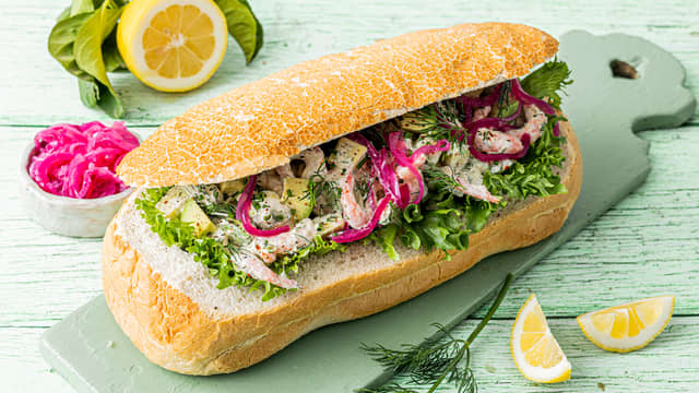 Bread bowl med rekesalat