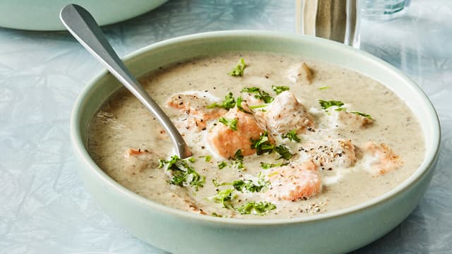 Sopp- og potetsuppe med ørret