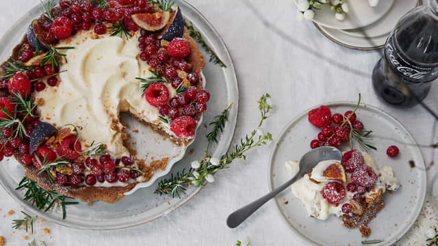 Julepai med frukt og bær
