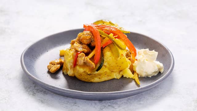 Restemiddagstips: Og av og til blir det litt middag til overs. Da er det fint å kunne bruke restene i nye smakfulle retter. Lag [Bakt potet](recipe:330cdfc5-c42f-4309-ae8b-97a0e04b845b) av restene etter denne middagen.