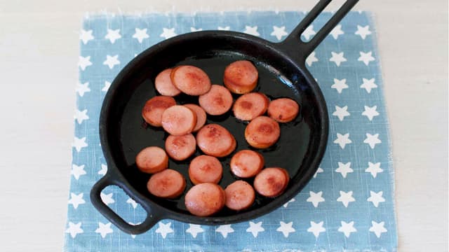 Stek dem i olje i en stekepanne.