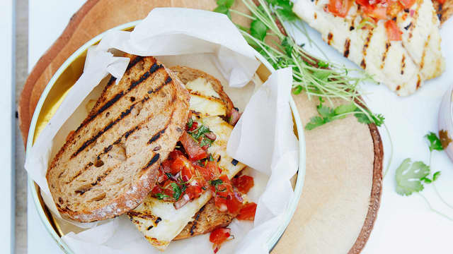 Grillet klippfisk med tomatsalsa