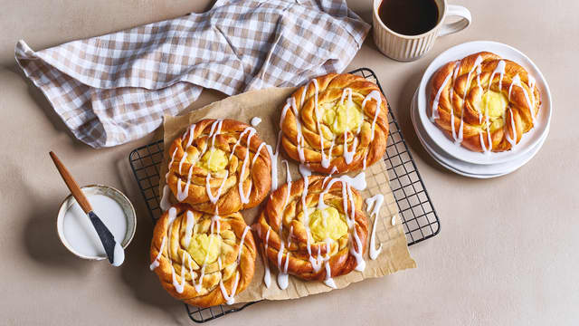 Kanelsnurrer med Piano® Vaniljekrem