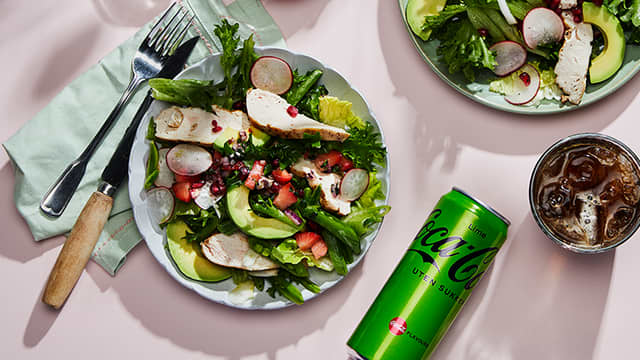 Kyllingsalat med avokado og jordbærsalsa