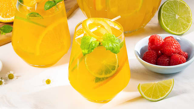 Mocktail med appelsinbrus