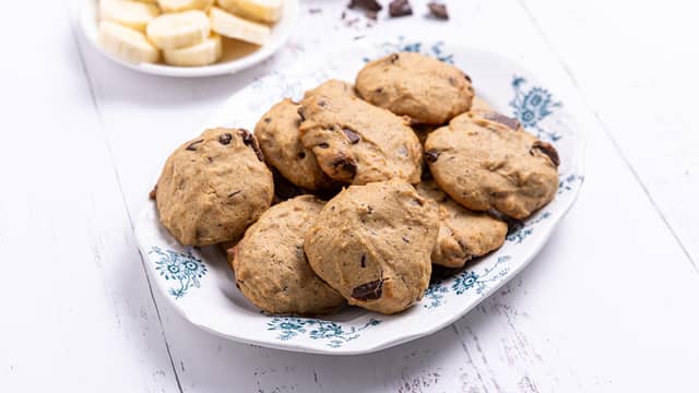 Cookies med banan og sjokolade