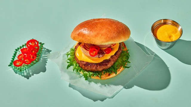 Big Pack burger med syltet chili