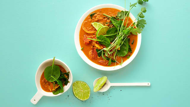 Daal med røde linser og koriander