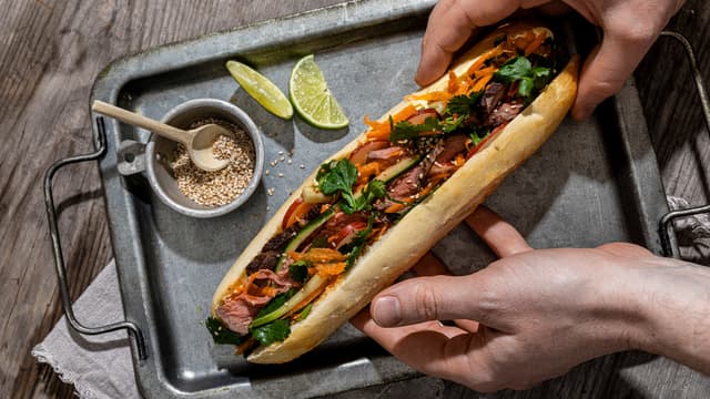 Thai biff-sandwich