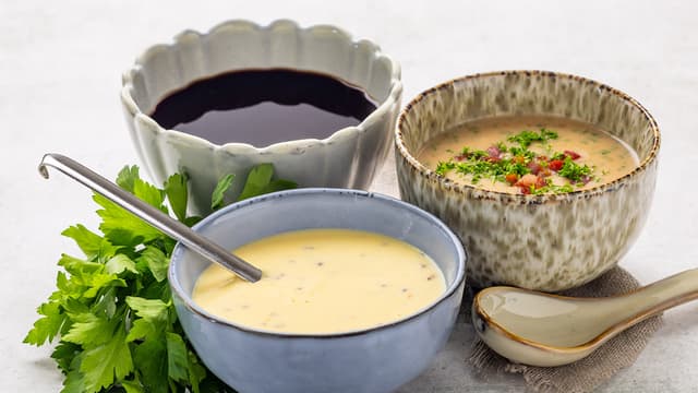 Ferdigsauser med en vri