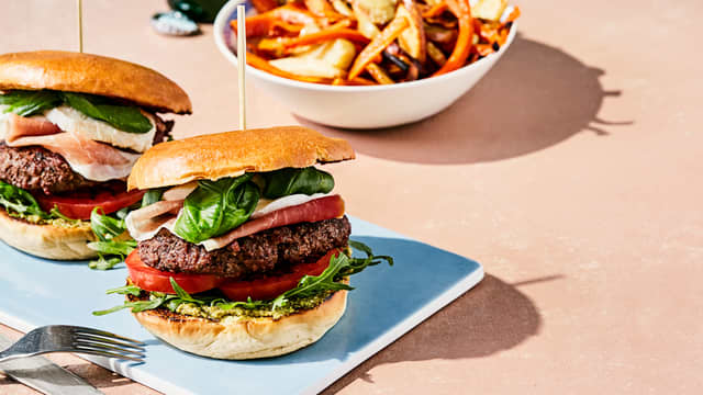 Italiensk-inspirert beefburger