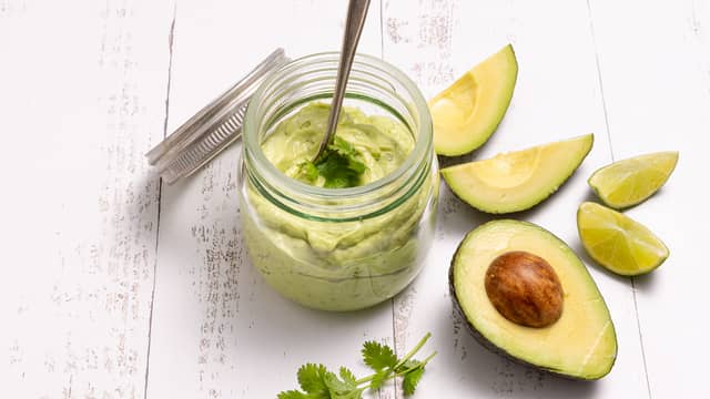Avokadosaus