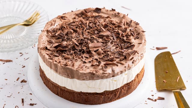 Brownies-ostekake med sjokolademousse