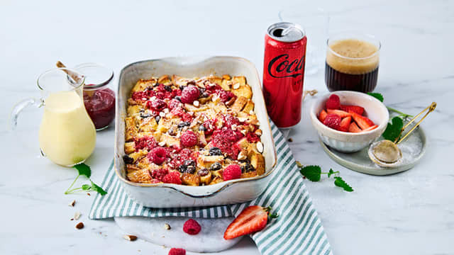 Brødpudding med bær