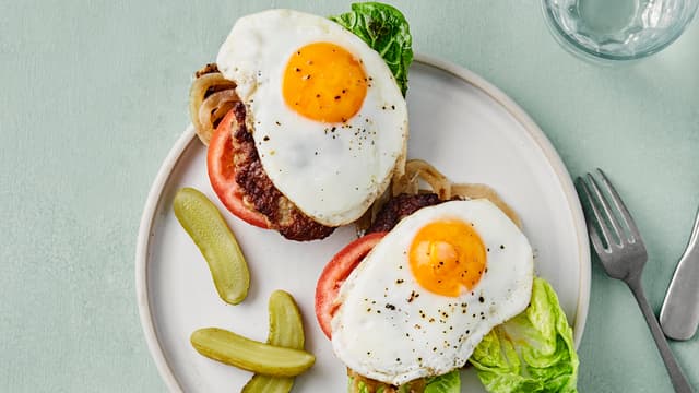 Karbonader med speilegg