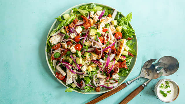 Fargerik kyllingsalat