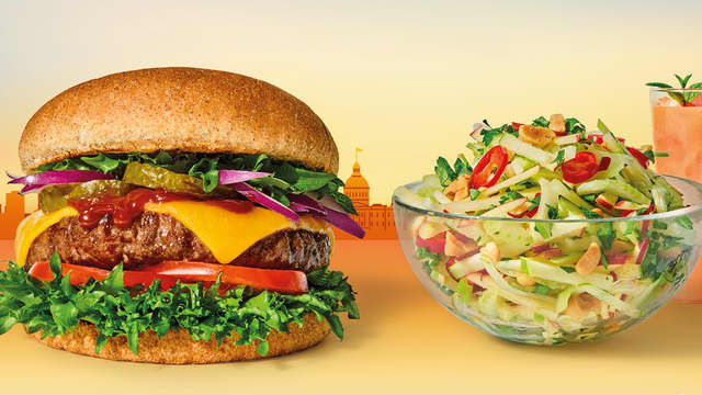 Burger med selleri- og eplesalat