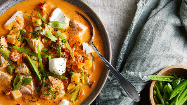 Rød fiskessuppe