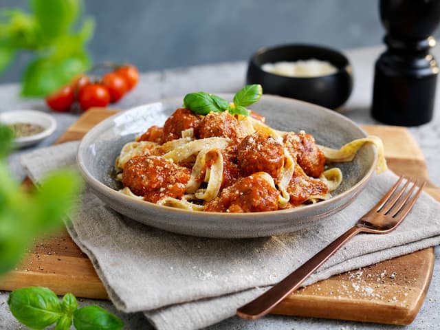 Pasta med kjøttboller