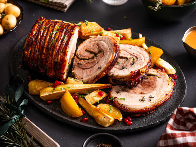 Porchetta med honningglaserte rotgrønnsaker