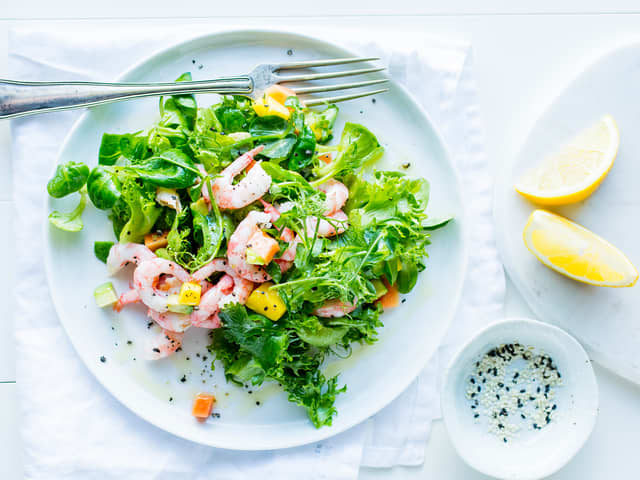 Rekesalat med avokado og mango