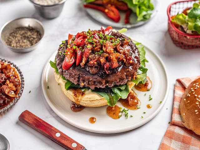 Burger med baconjam