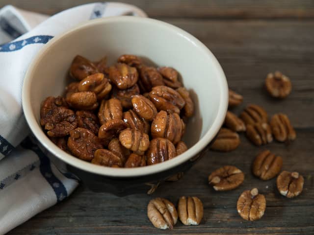Glaserte pekannøtter